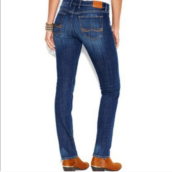 Lucky Brand Denim - NWOT LUCKY BRAND Sweet N Straight Jeans 10/30